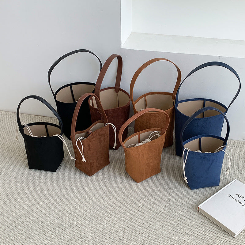 High-grade Niche Suede Commuter Large Capacity Bucket Bags