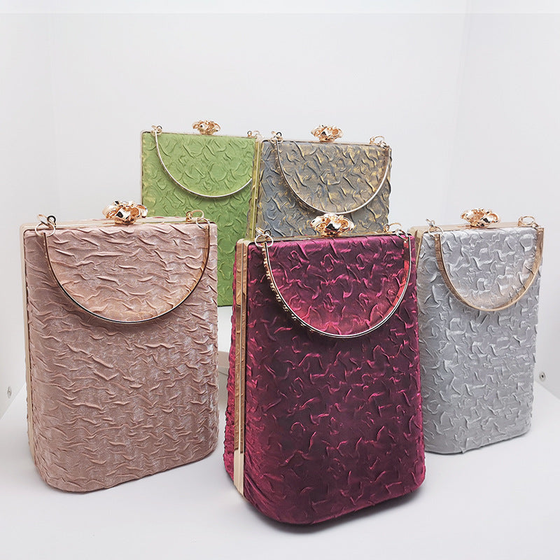 Women's Fashion Dinner Large Capacity Dress Garment Pleated Evening Bags