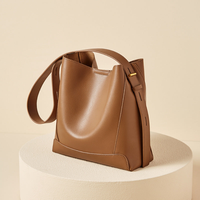 Women's Large Genuine Leather Capacity Commuter Shoulder Bags