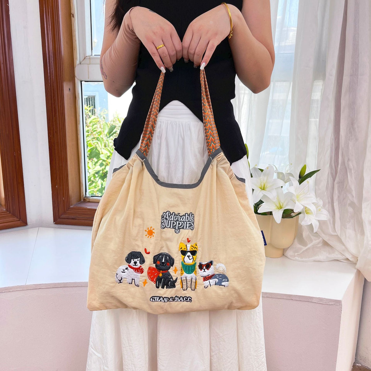 Women's Style Embroidery Shopping Fashion Nylon Waterproof Shoulder Bags