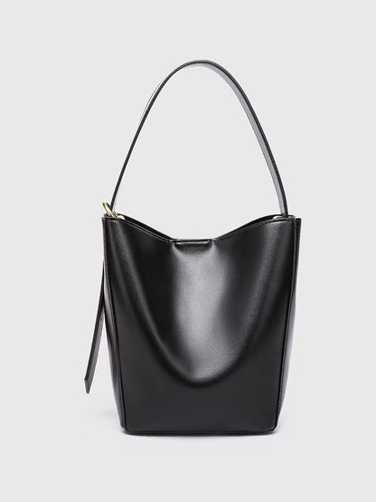 Home Autumn Senior Fashion Commuter Out Bucket Bags