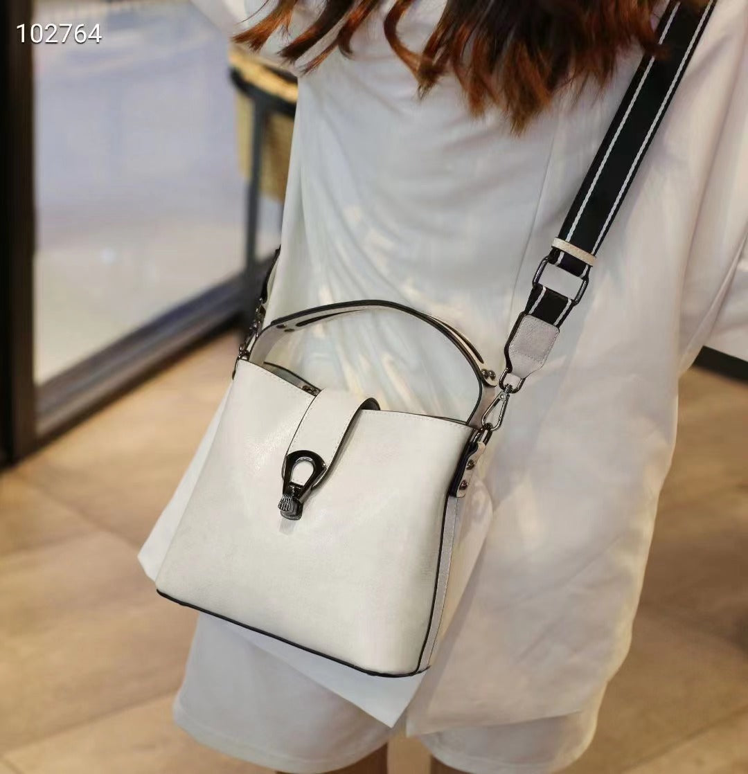 Oil Wax Leather Simple Large Capacity Crossbody Bags