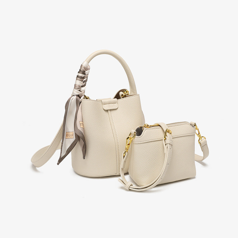 Women's Large Capacity Genuine Leather Commute Senior Bucket Bags