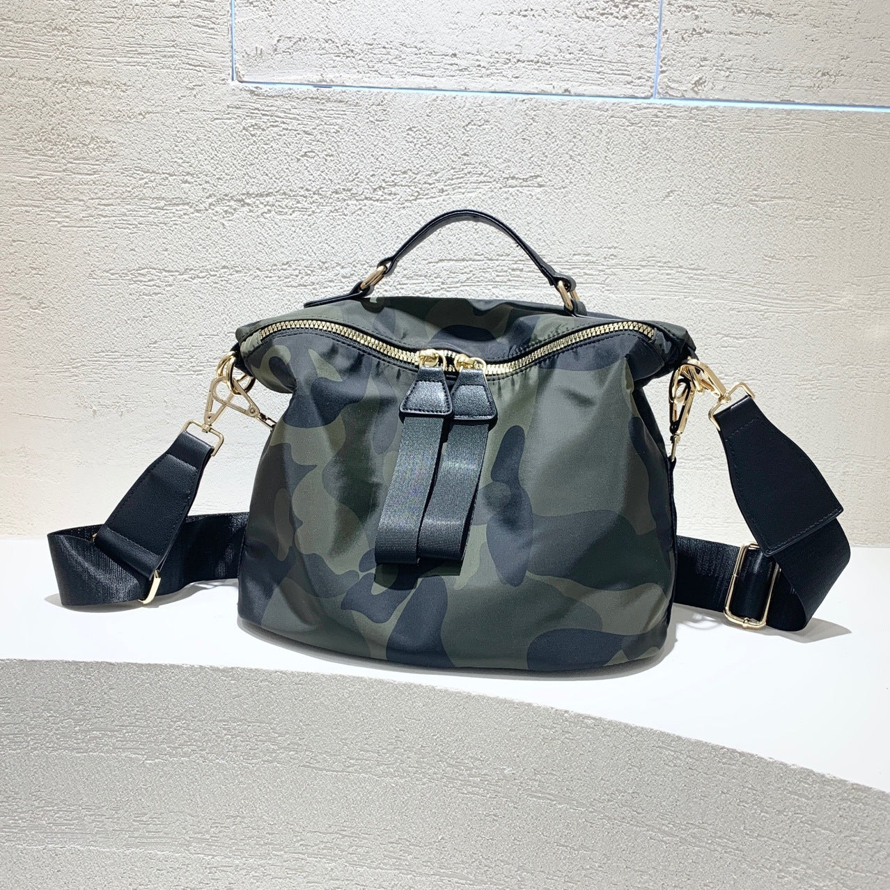 Women's Korean Medium-sized Saddle Nylon Cloth Portable Crossbody Bags