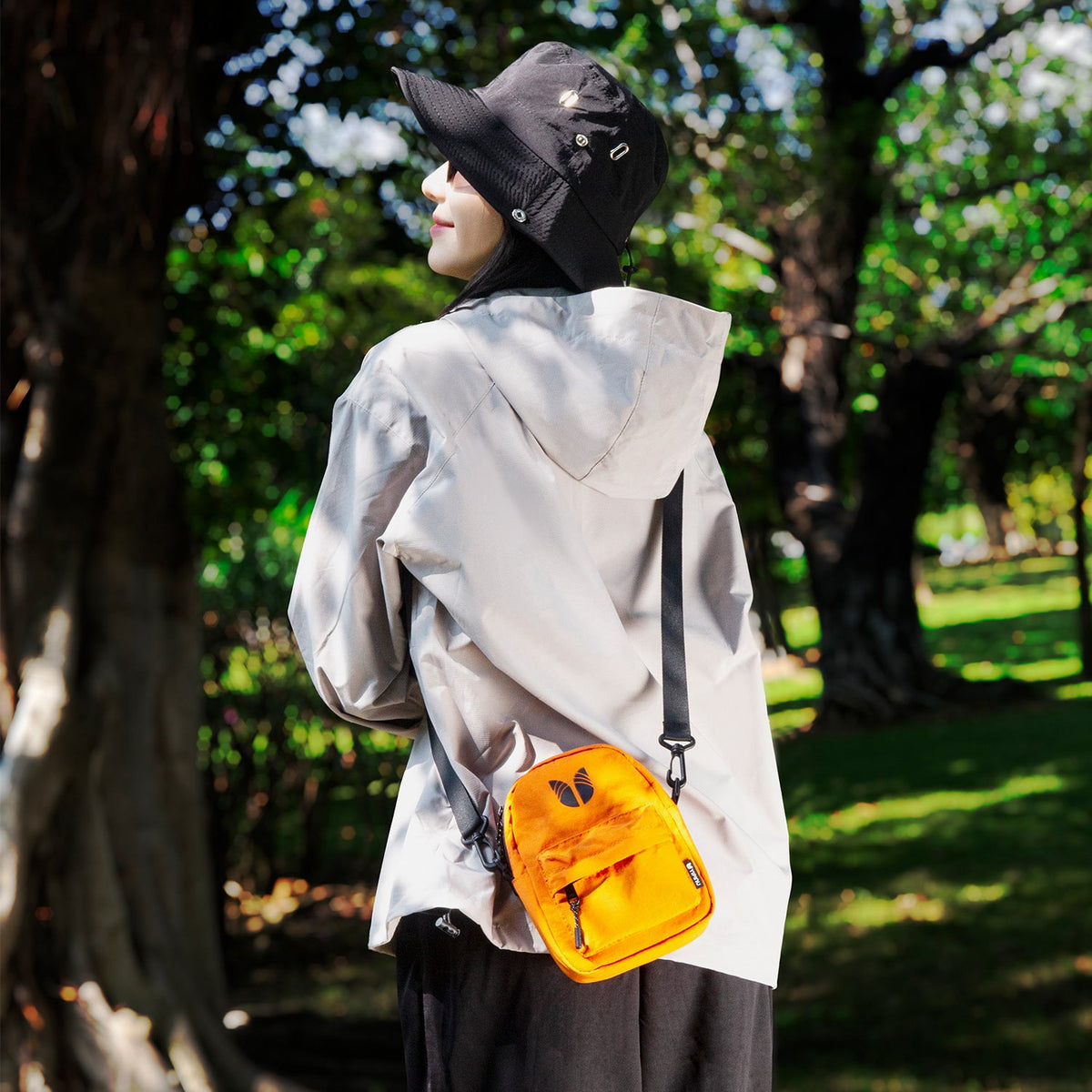 Women's Attractive Niche Lightweight Mobile Leisure Phone Bags