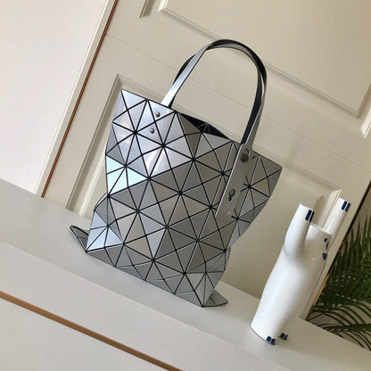 Women's Original Stitching Diamond Pattern Metal Polarized Shoulder Bags