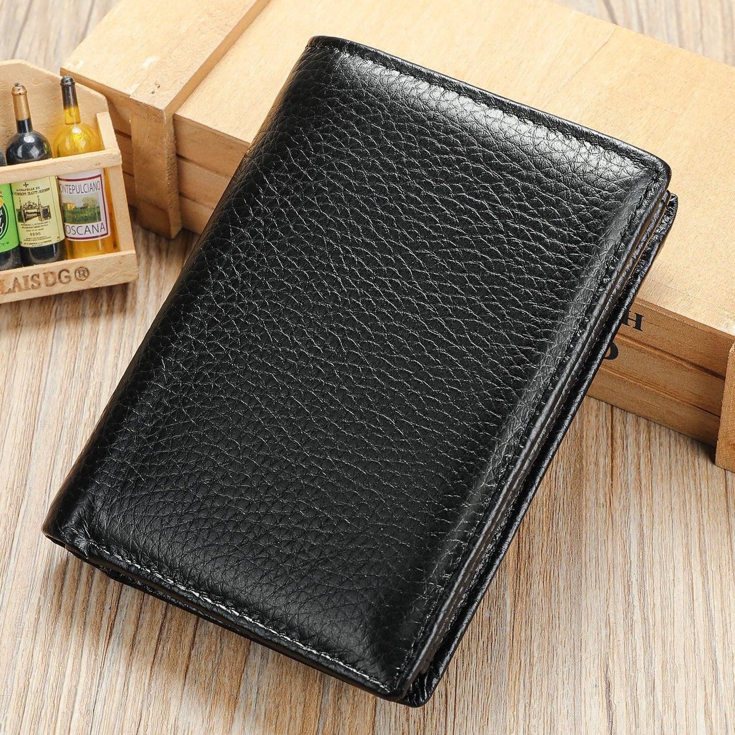 Men's Retro First Layer Cowhide Swiping Fold Men's Wallets