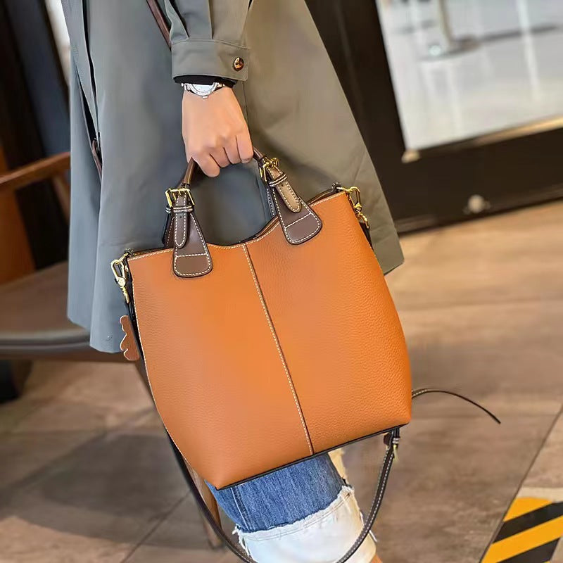 New Leather High-grade Large Capacity Portable Shoulder Bags