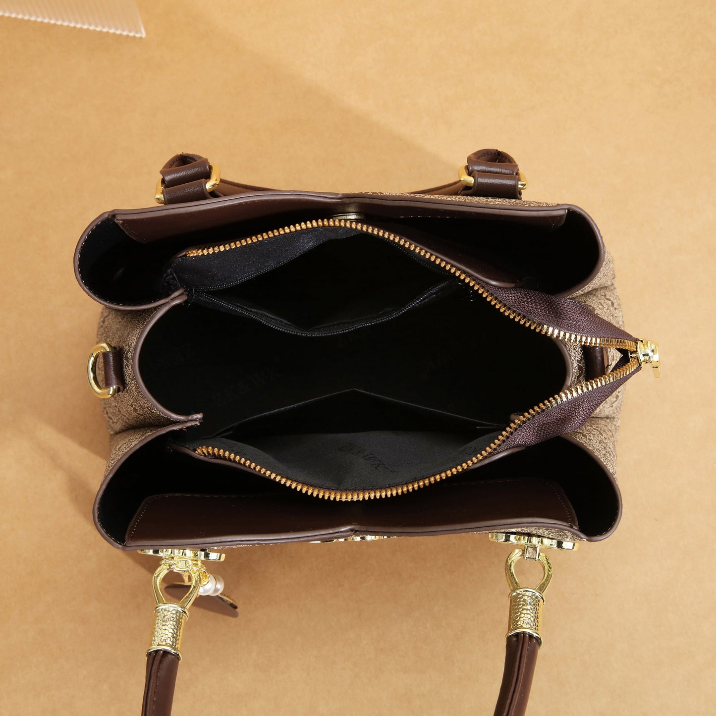 Women's High-grade Retro Large Capacity Printed Fashion Shoulder Bags