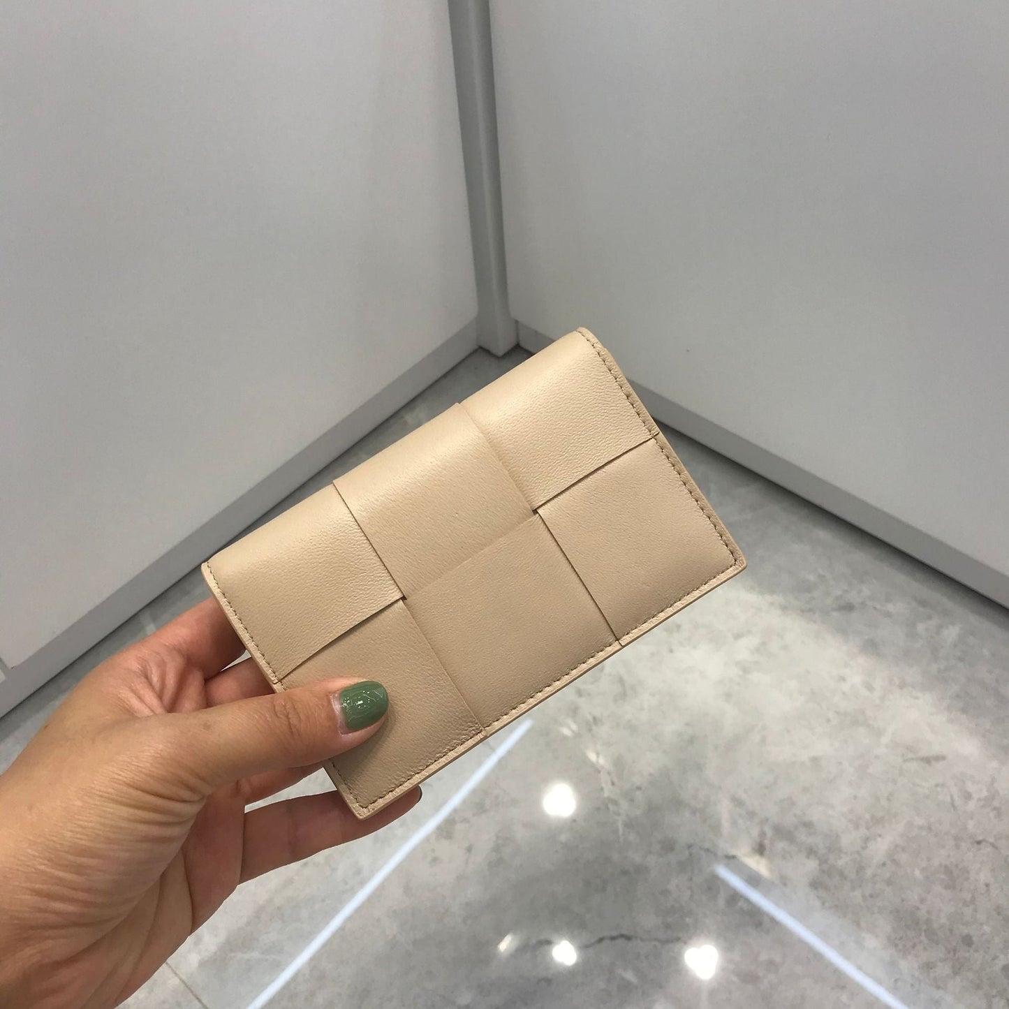 Women's Storage Portable Soft Sheepskin Woven Flip Card Holder