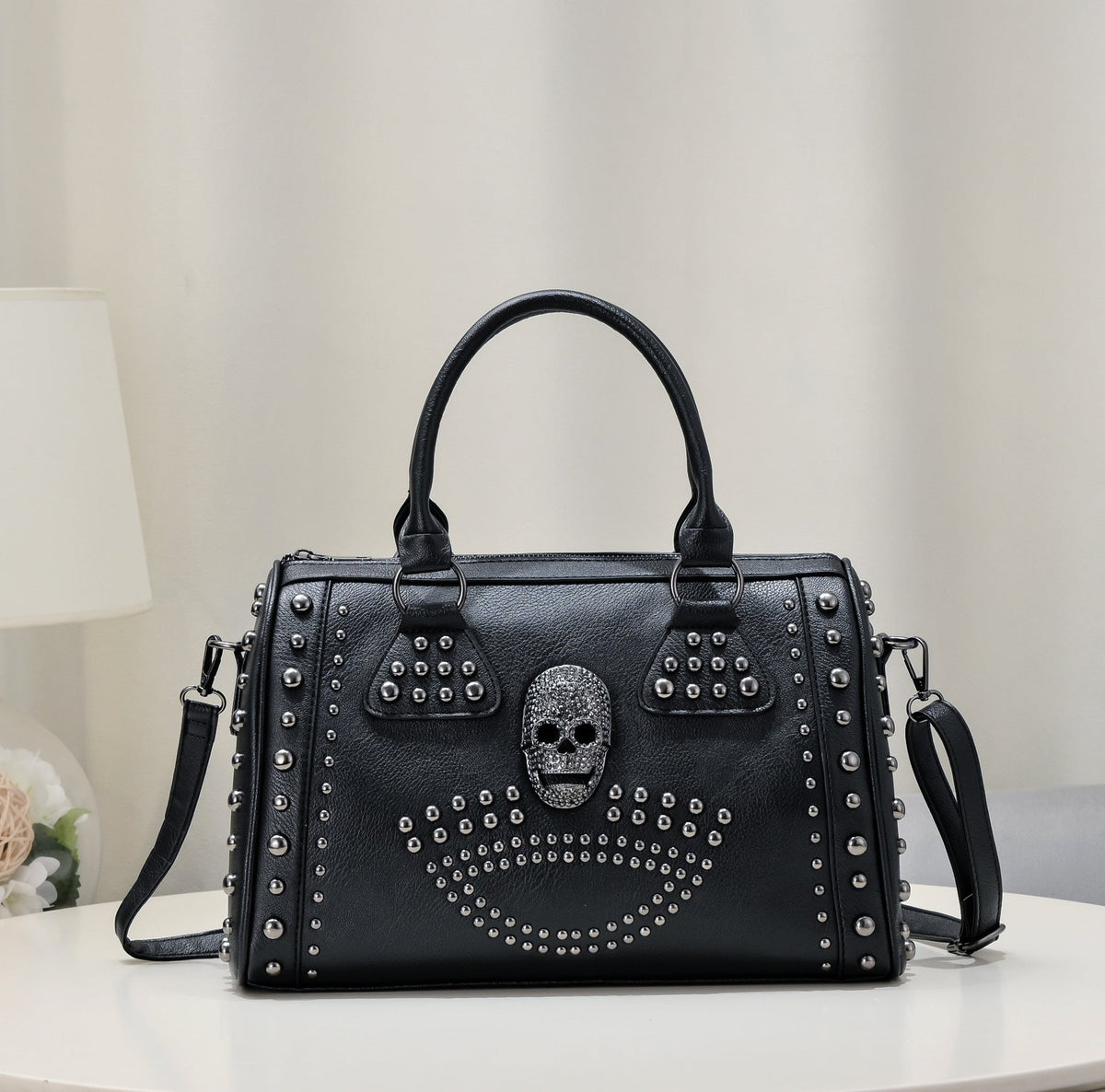 Women's Innovative Rivet Black Skull Pillow Handbags