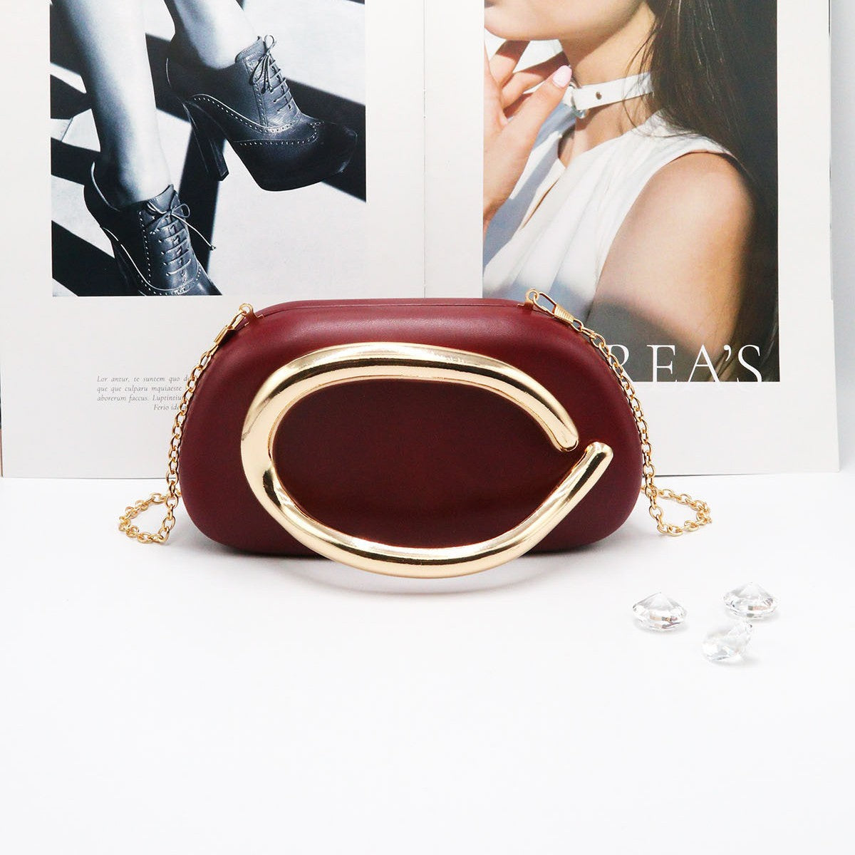 Women's Holding Dinner Personalized Design Retro Metal Bags