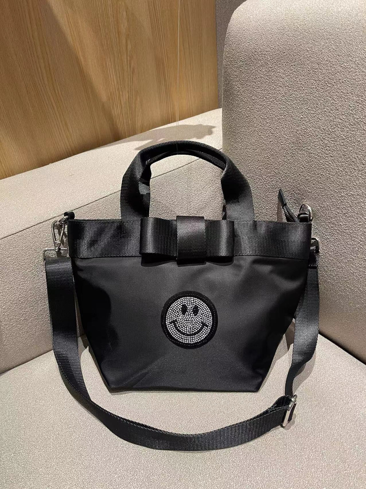 Women's Graceful Large Capacity Commuter Nylon Cloth Tote Bags