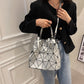 Women's Solid Color Diamond Plaid Geometric Pattern Handbags