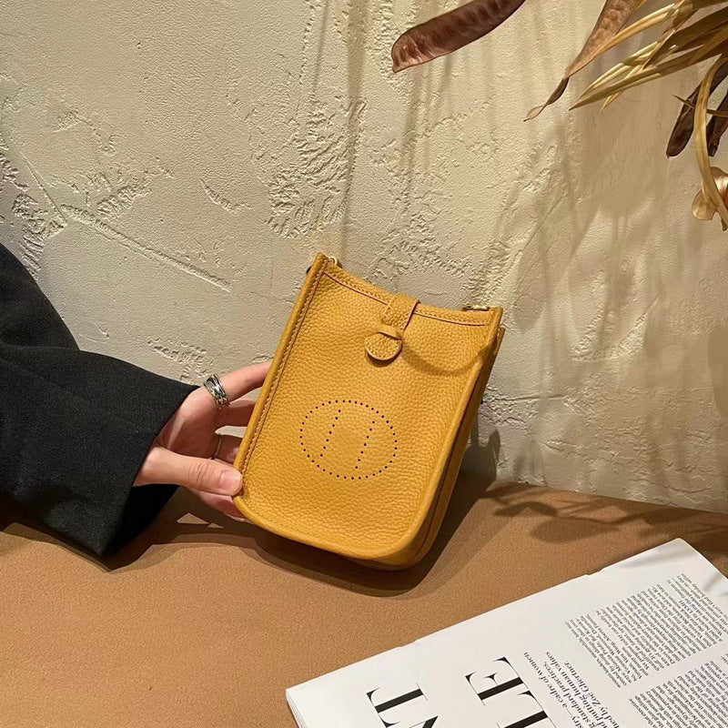 Layer Cowhide Lychee Pattern Unisex Leather Phone Bags