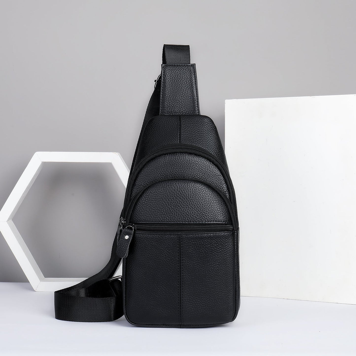 Men's Leather First Layer Trendy Large Capacity Men's Chest Bags