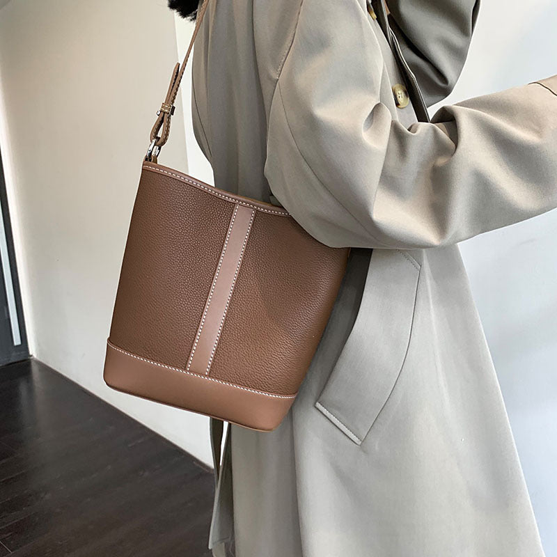 Women's Exquisite Genuine Leather Commuter First Layer Bucket Bags