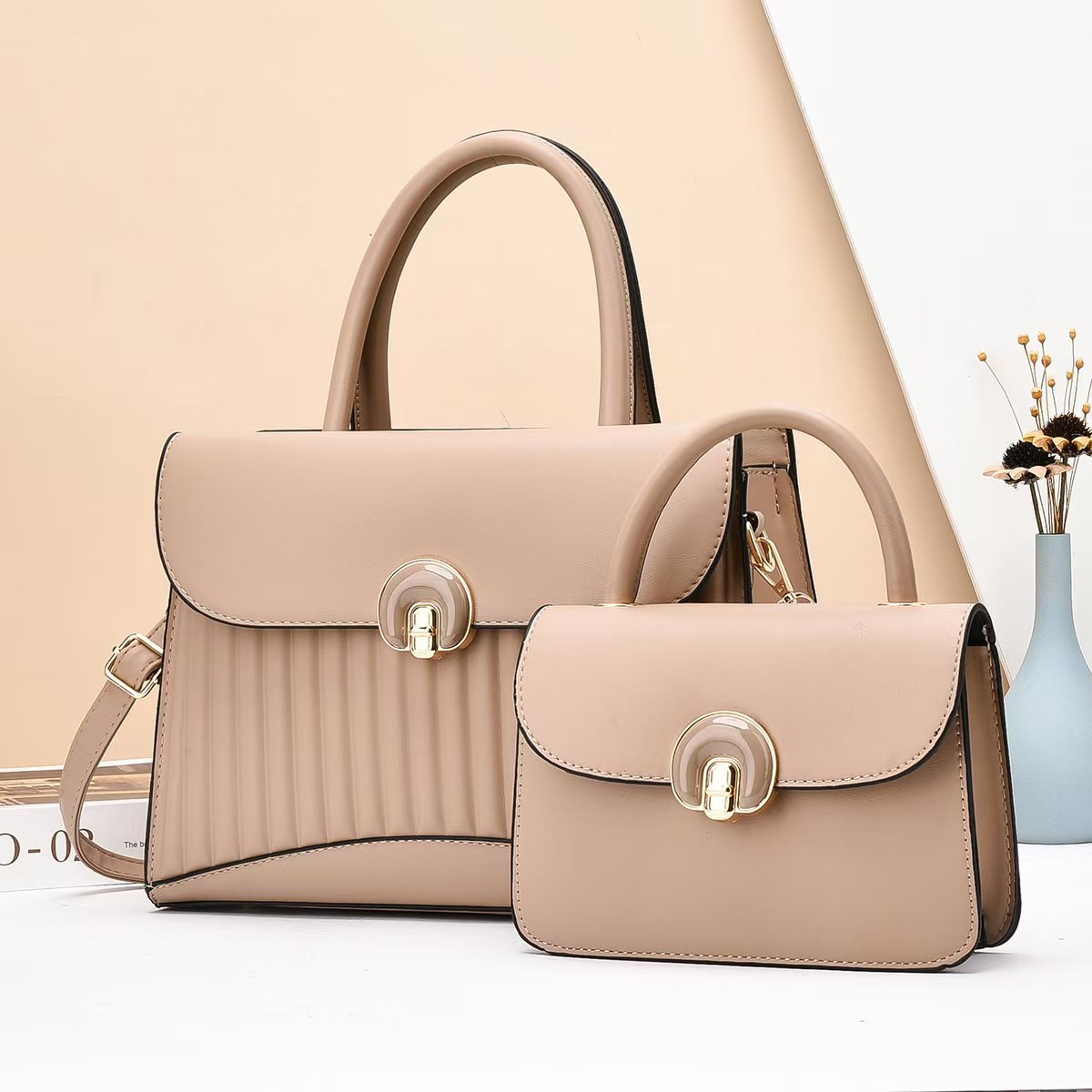 Women's Fashionable Elegant Big Korean Style Mother Handbags