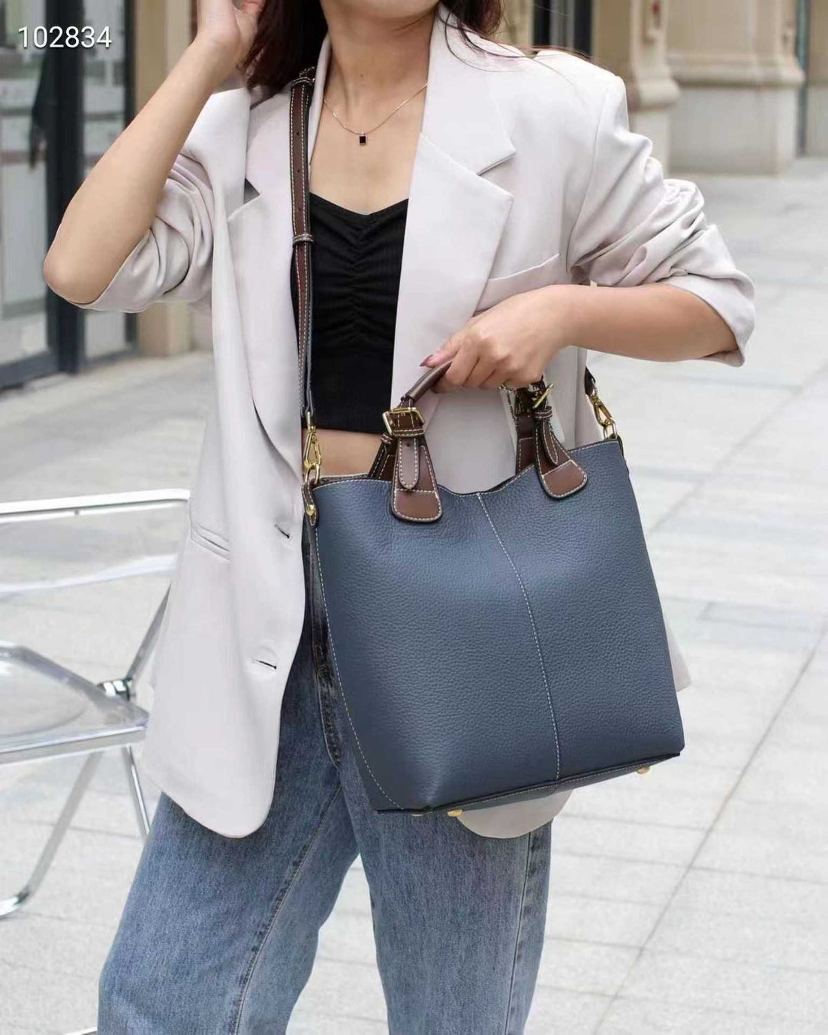 New Leather High-grade Large Capacity Portable Shoulder Bags