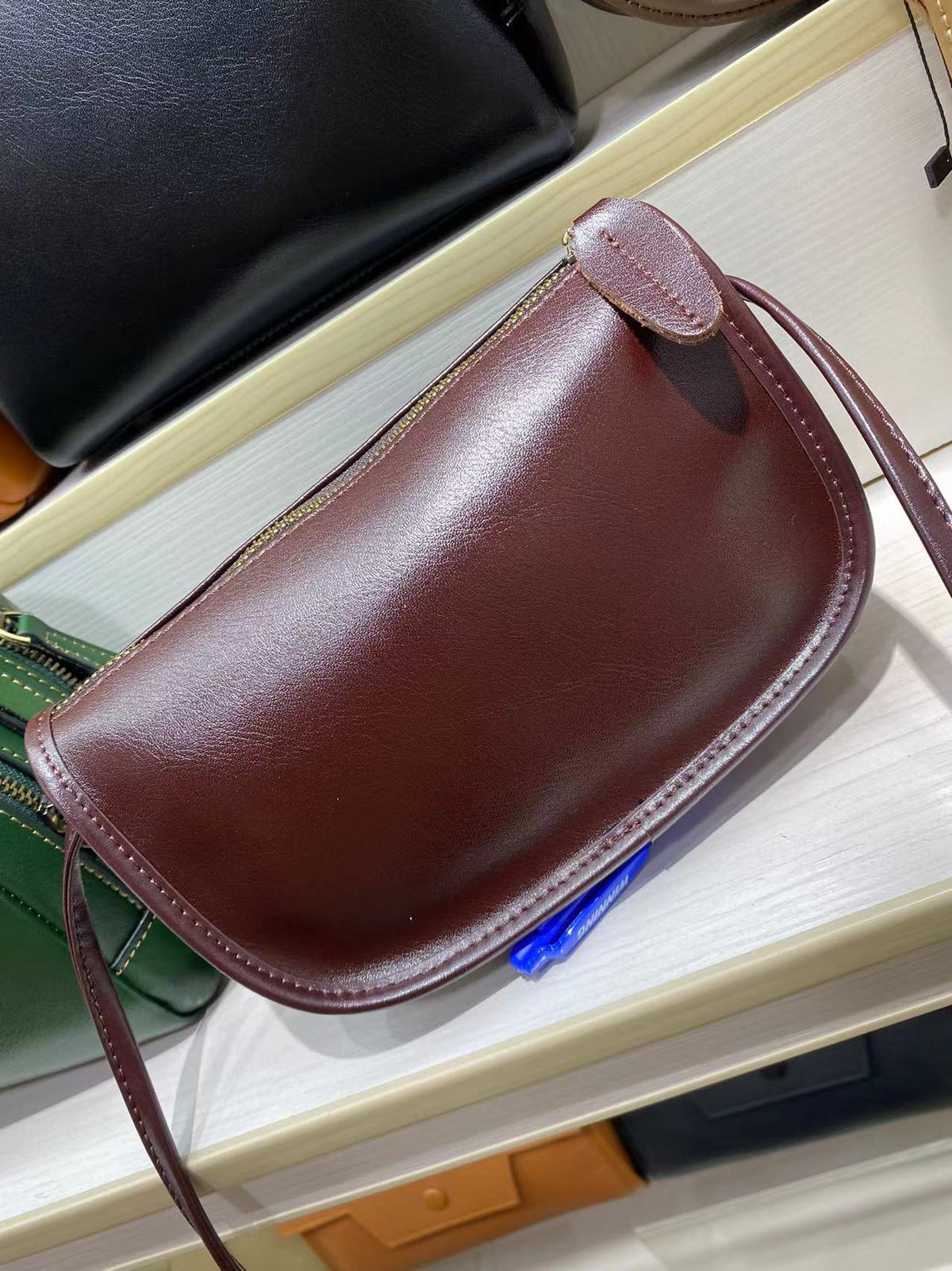 Women's Tanning Leather Minority Simple Zipper Little Crossbody Bags