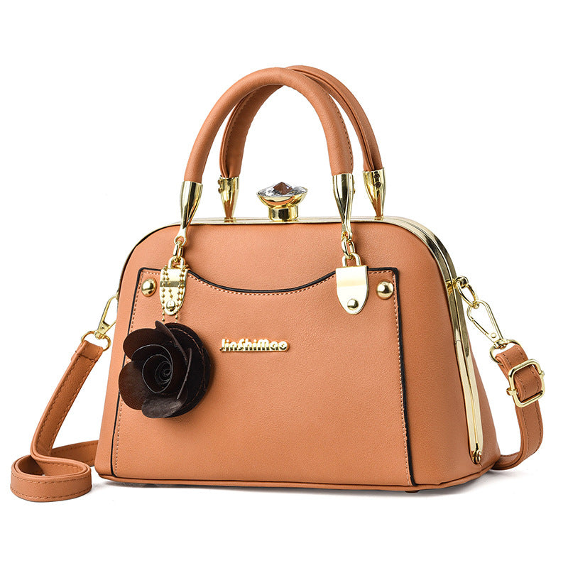 Women's Best-selling Shell Steel Frame Trendy Clip Shoulder Bags