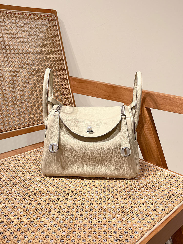 Large Capacity Underarm Lindy Doctor Leather Crossbody Bags