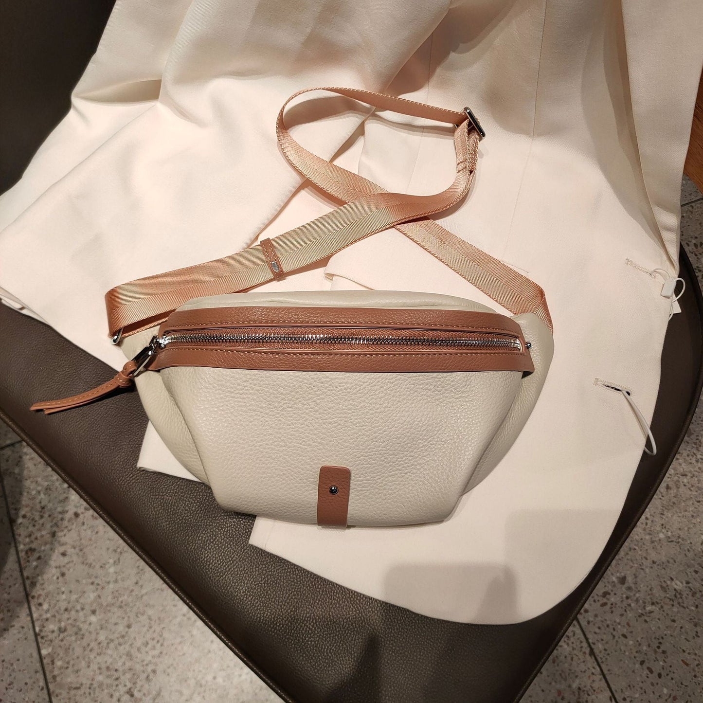 Fashion First Layer Cowhide Soft Leather Waist Packs