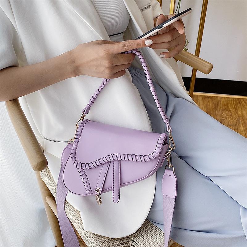 Women's Creative Vintage Weave Saddle Fashion Shoulder Bags