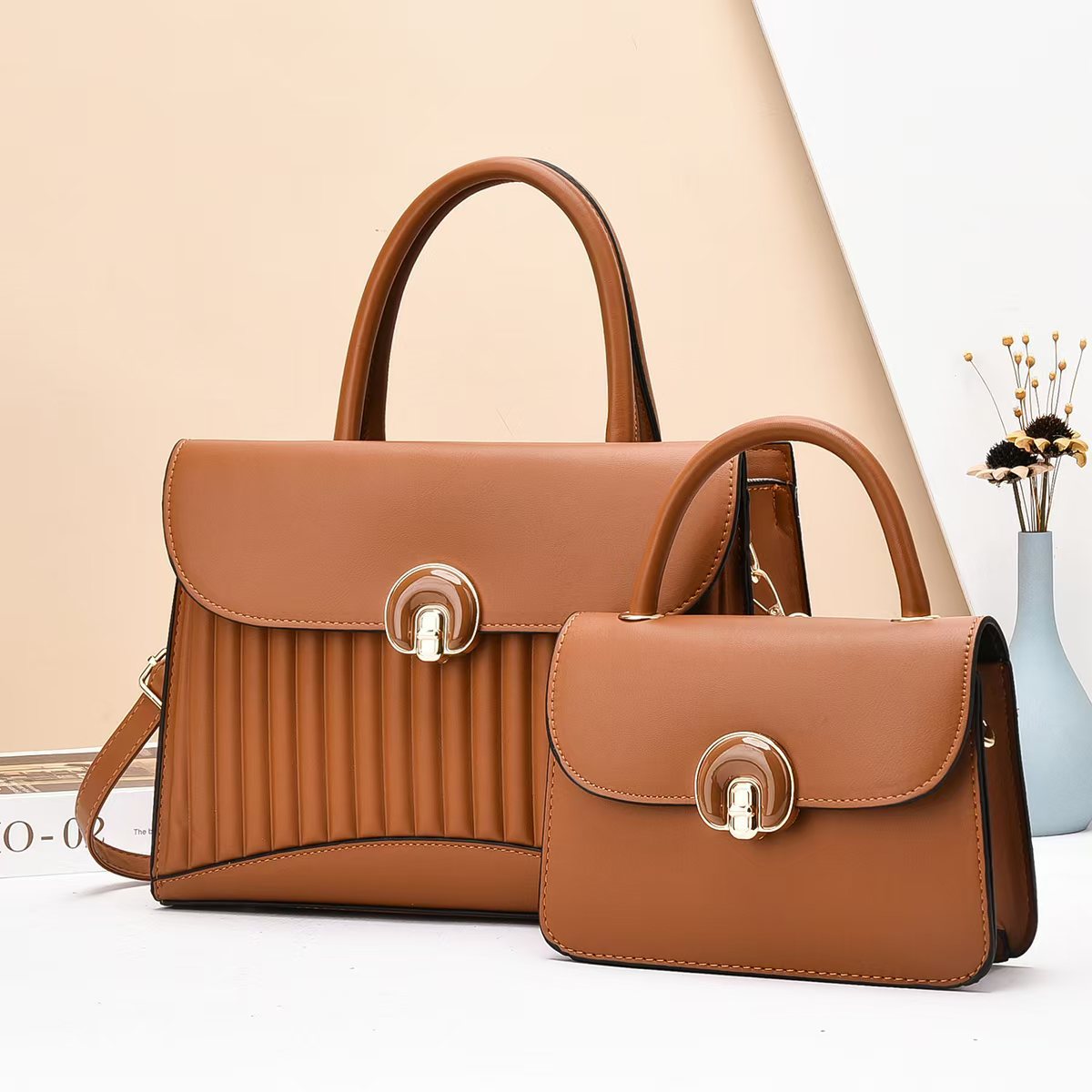 Women's Fashionable Elegant Big Korean Style Mother Handbags