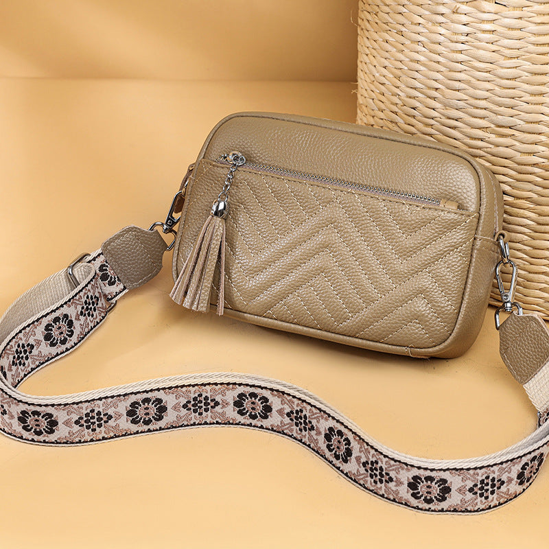Women's First Layer Cowhide Vintage Embroidery Thread V Grid Crossbody Bags