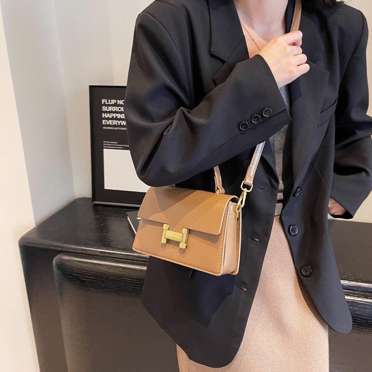 Women's High Sense Retro Popular Versatile Fashion Shoulder Bags