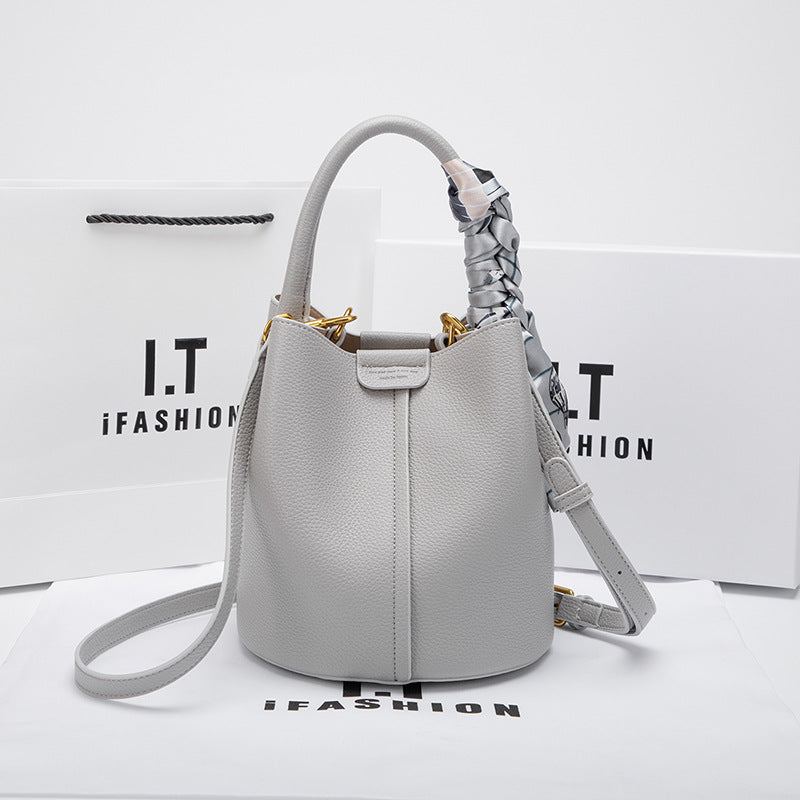 Women's High-grade Large Capacity Vegetable Basket Handbags