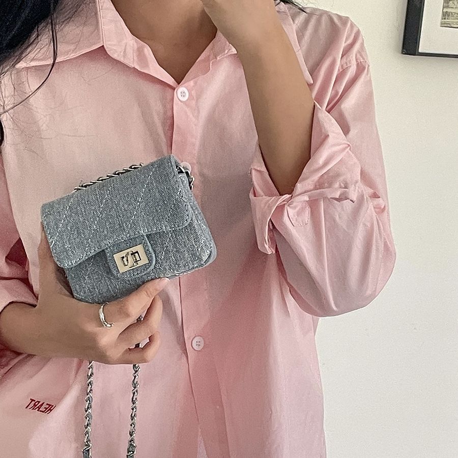 Women's Flip Chain Diamond Pattern Advanced Embroidery Thread Crossbody Bags