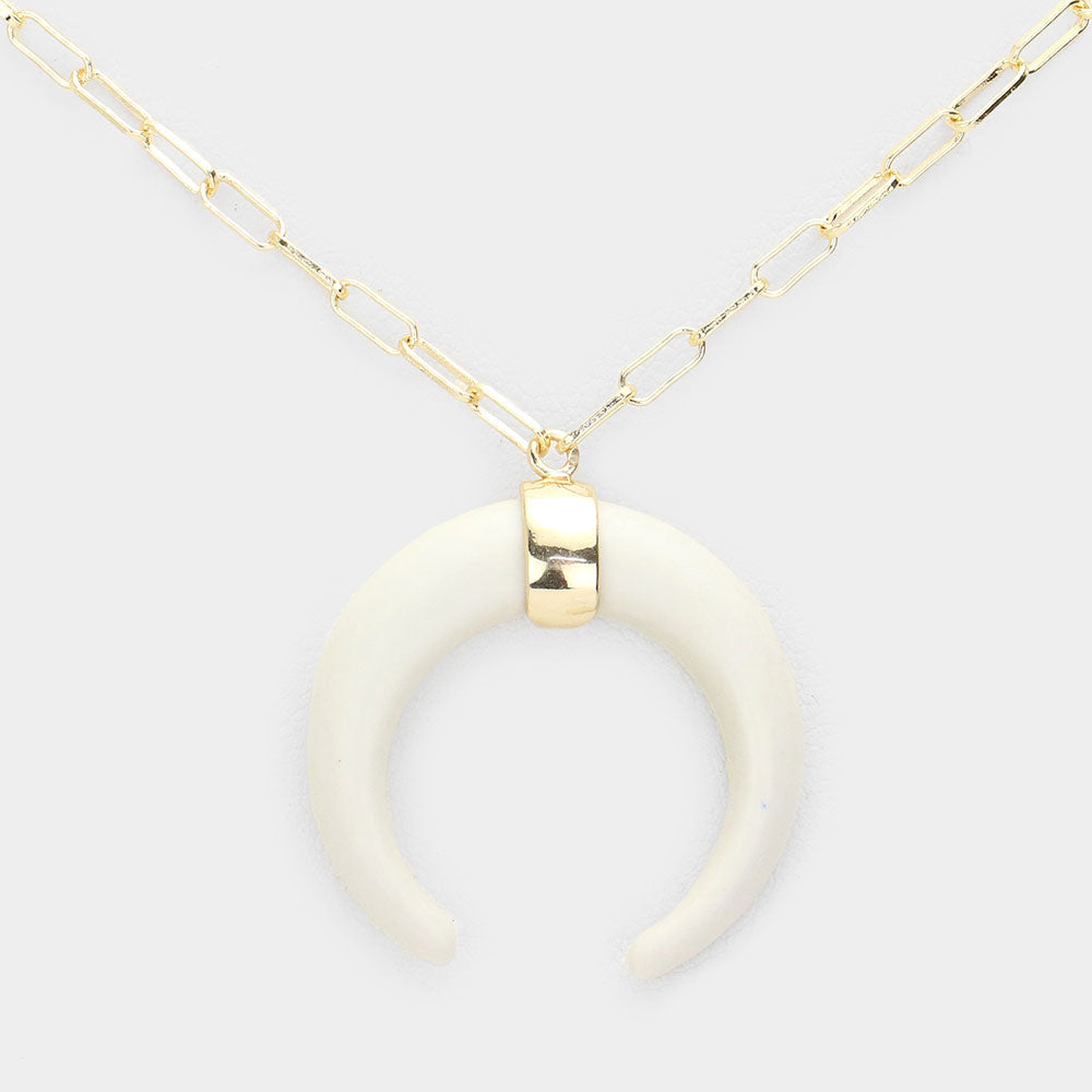 Double Horn Pendant Necklace