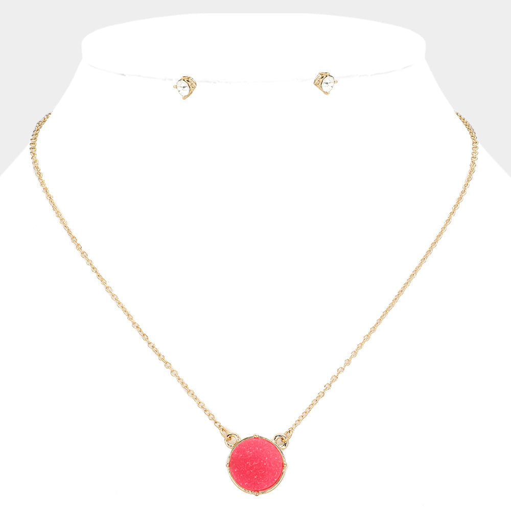 Druzy Stone Pendant Necklace