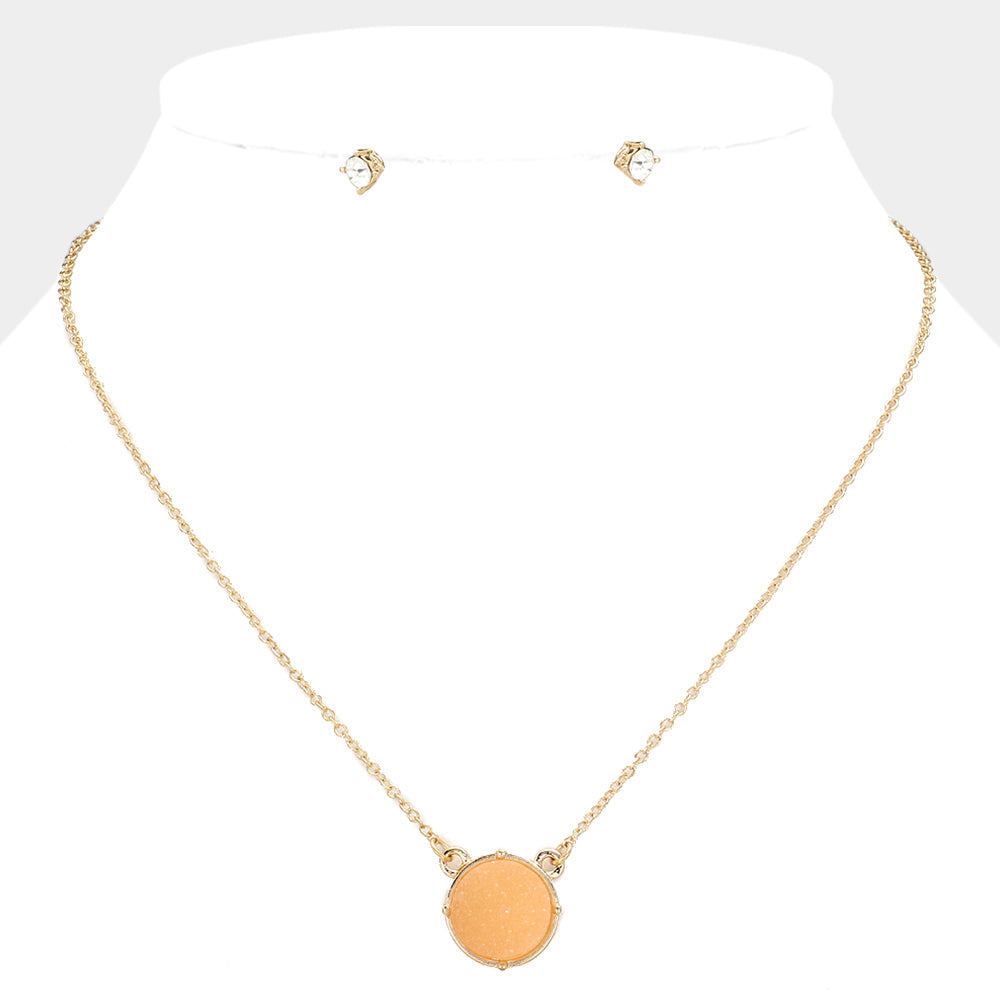 Druzy Stone Pendant Necklace