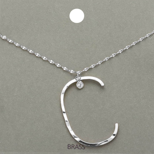 -C- Collar con colgante de metal de latón con monograma inicial