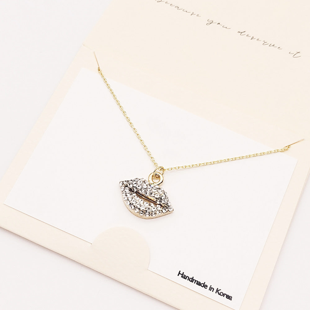 Rhinestone Embellished Lips Pendant Necklace