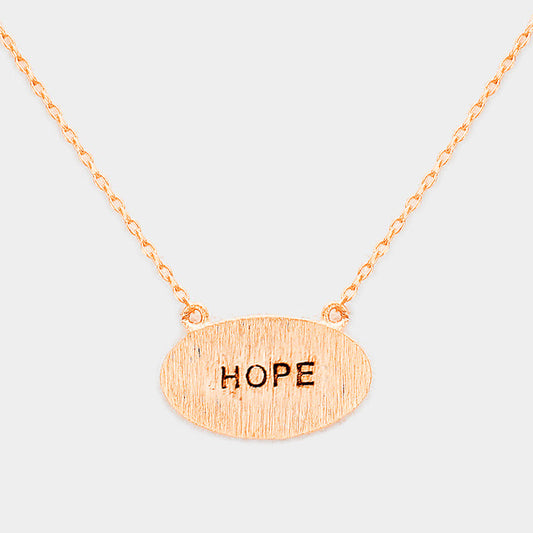 "Hope" Collar con Colgante Ovalado de Metal de Latón