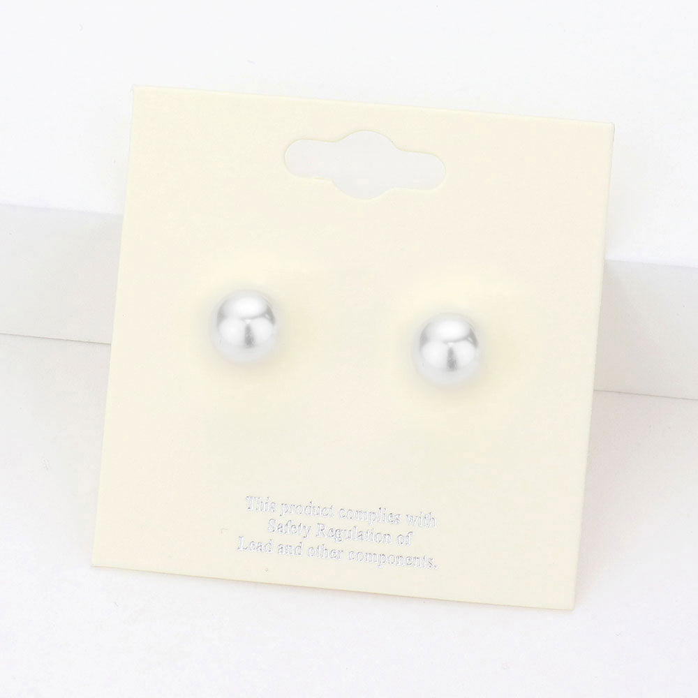 8mm Pearl stud earrings