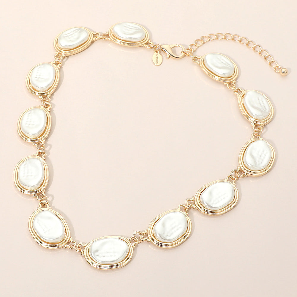 Oval Pearl Frame Link Statement Necklace