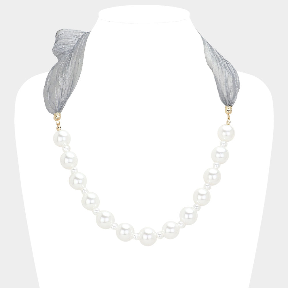 Ribbon Pearl Necklace
