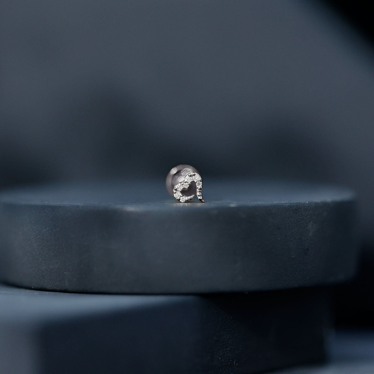 Round Shape Natural Diamond Heart Nose Pin