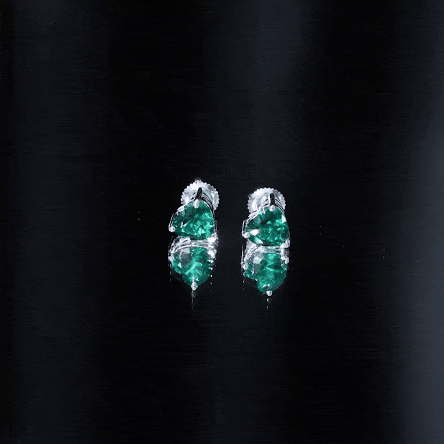 Aretes de esmeralda solitario de laboratorio con forma de corazón de 7 mm