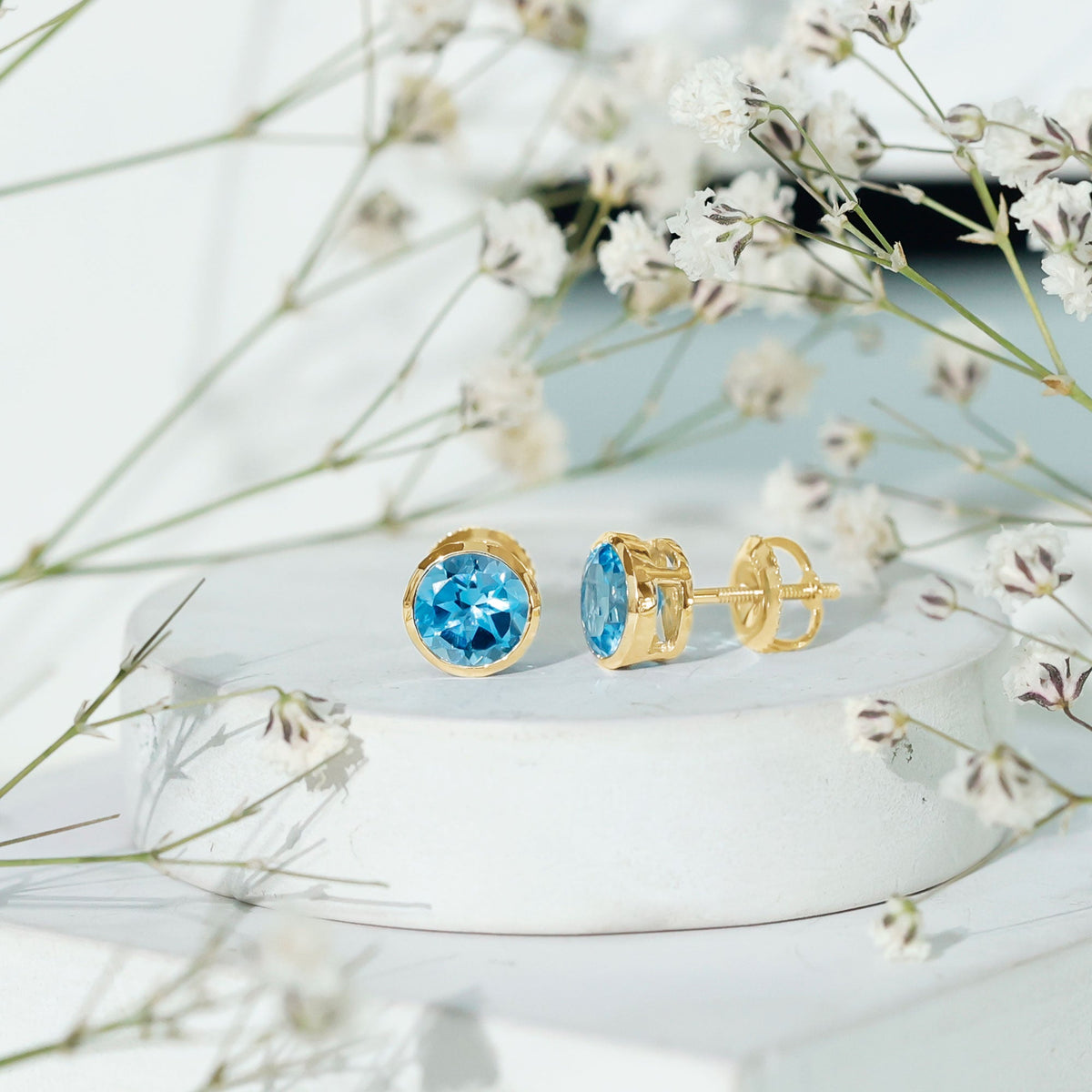 Natural 1.6 Carat Aquamarine Stud Earrings in Bezel Setting