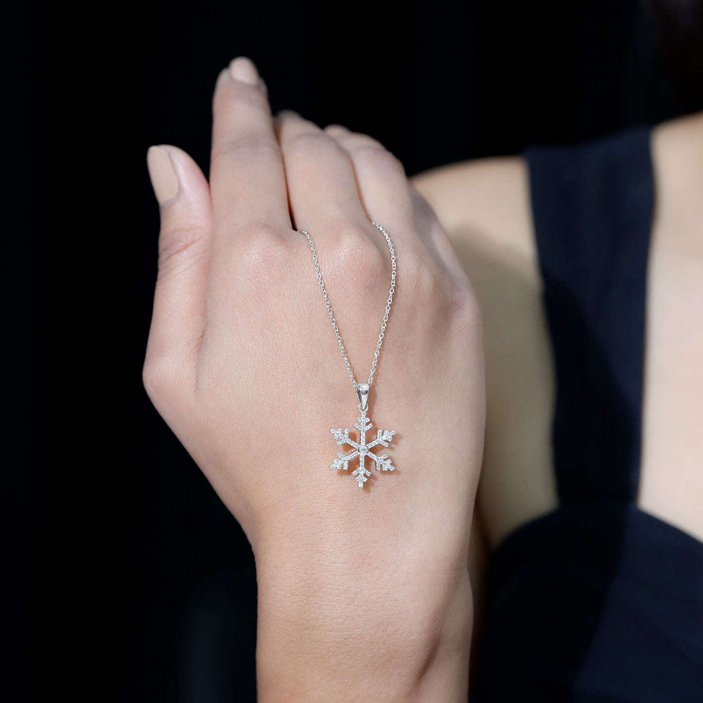 Colgante de copo de nieve con diamante genuino para mujer