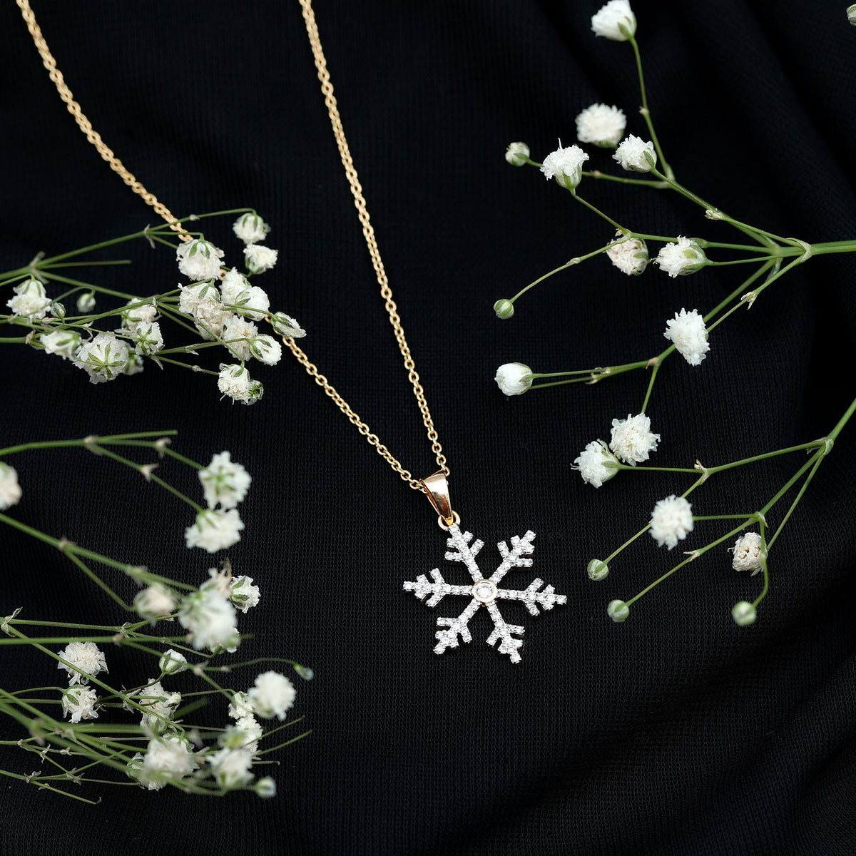 Colgante de copo de nieve con diamante genuino para mujer