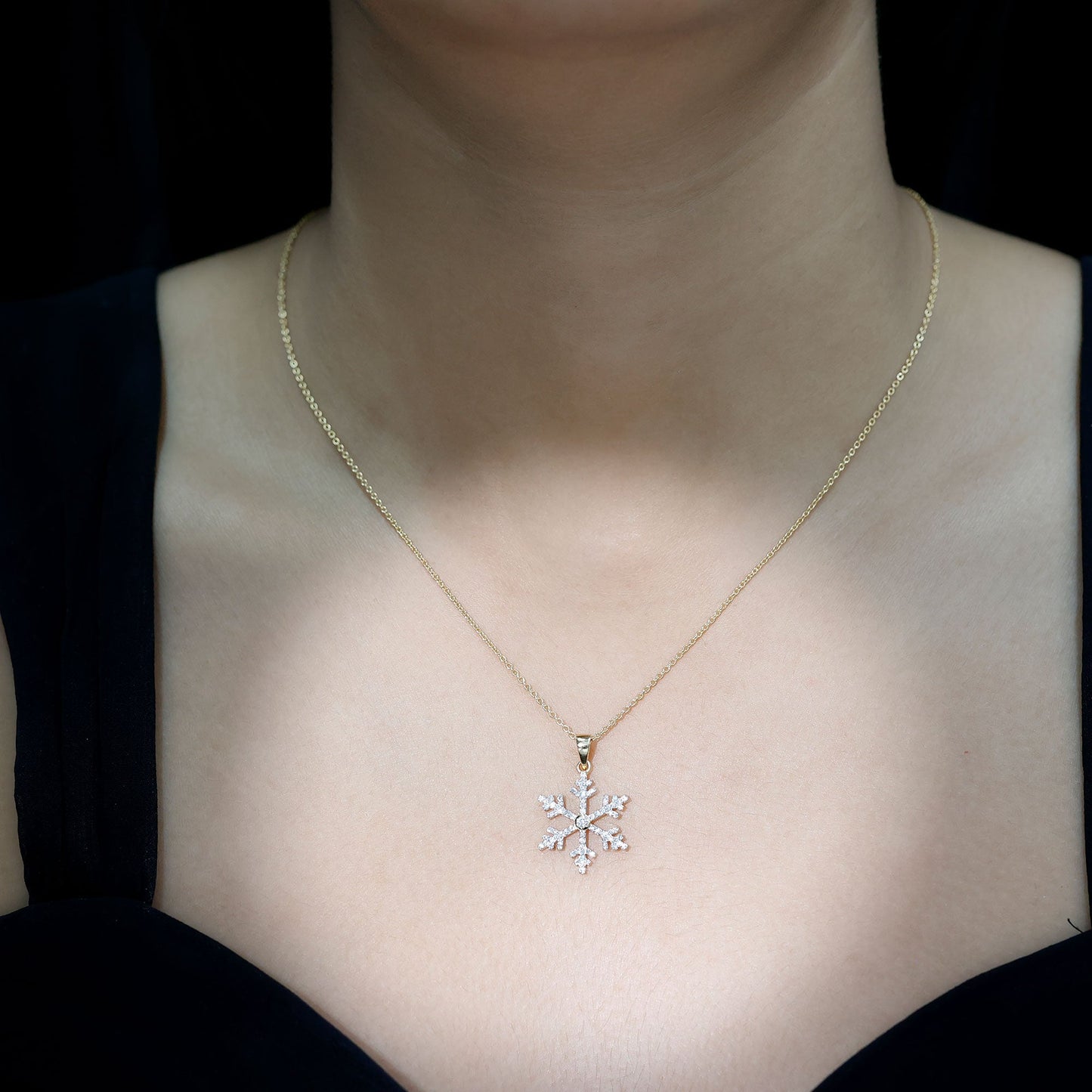 Colgante de copo de nieve con diamante genuino para mujer