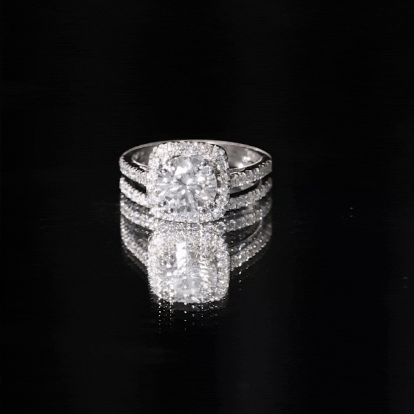 Anillo de boda con halo de moissanita certificada de talla redonda