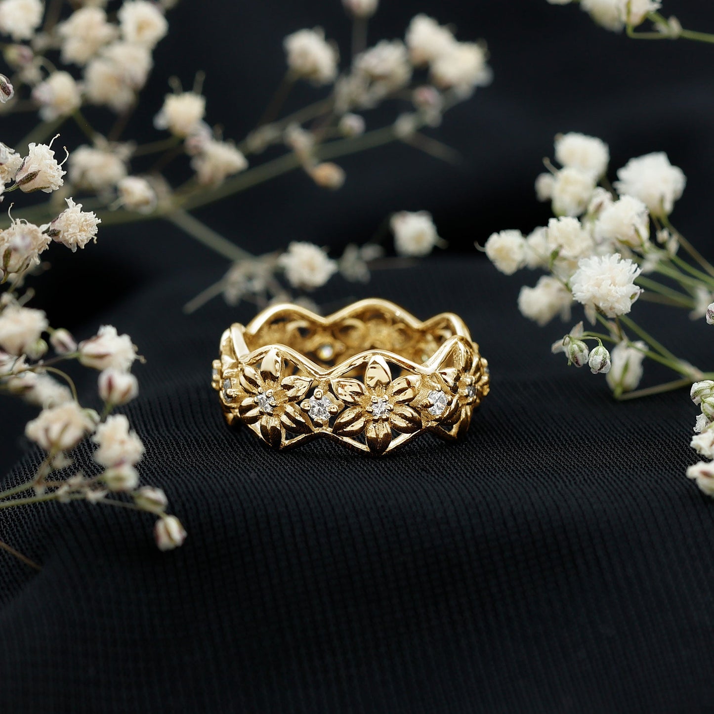 Anillo de boda con diseño floral de diamantes naturales con certificado